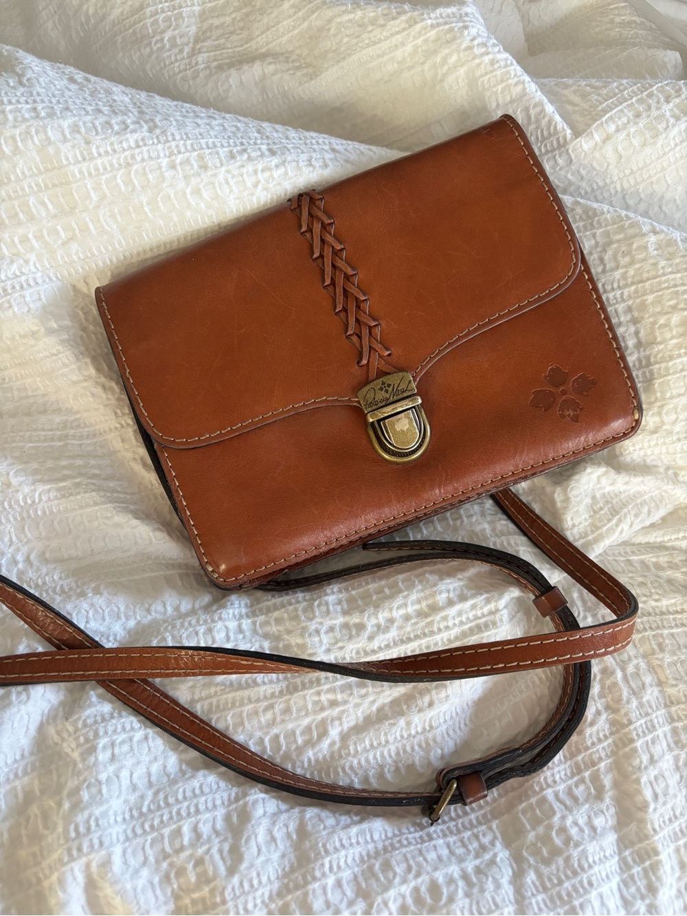 Patricia Nash belizzi braided leather two way crossbody and clutch with COA - Picture 3 of 12